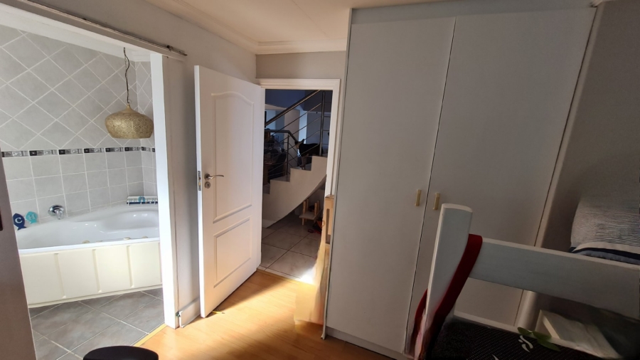 3 Bedroom Property for Sale in Dana Bay Western Cape